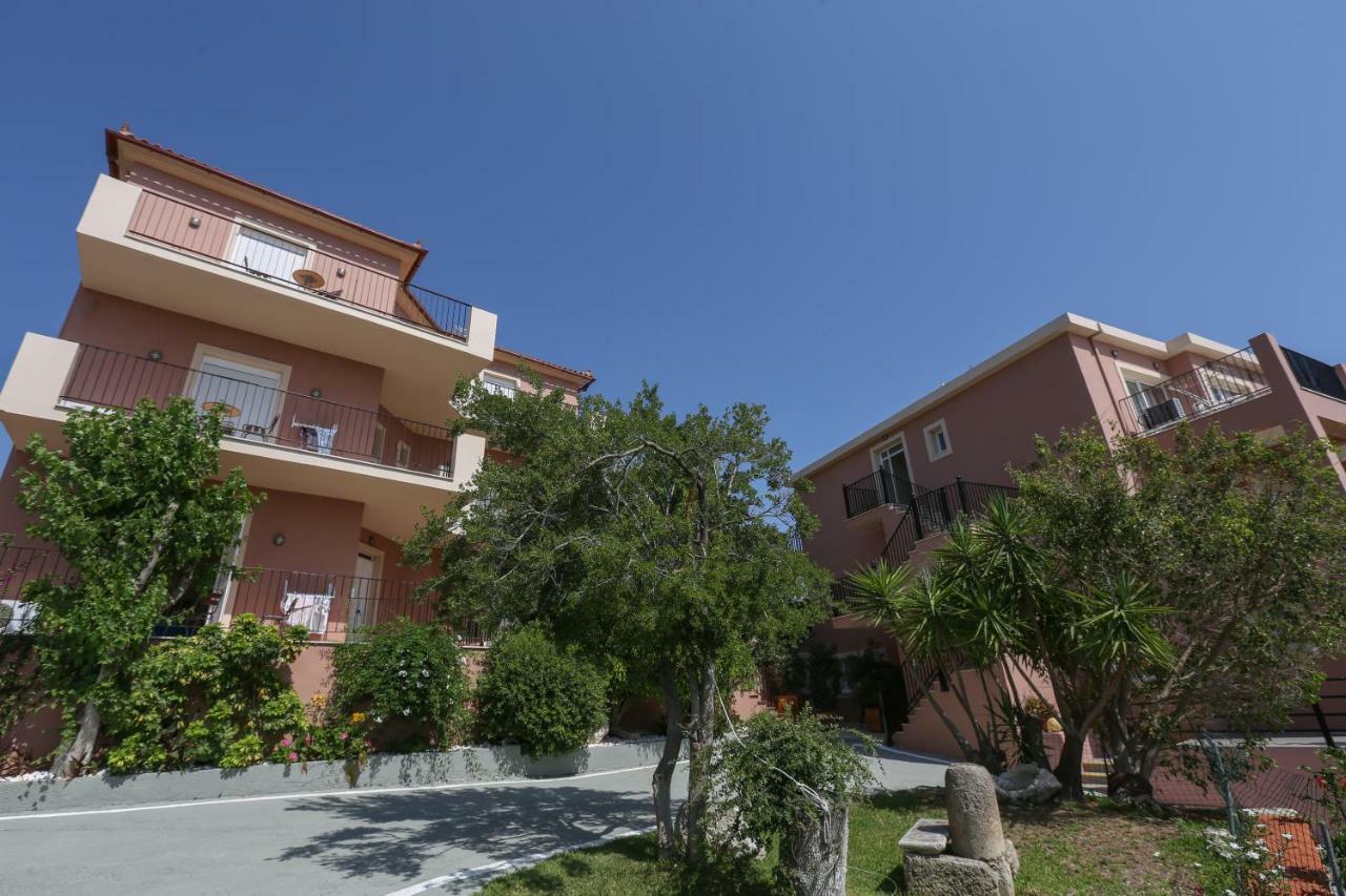 Pelagos Apartments Skala  Экстерьер фото